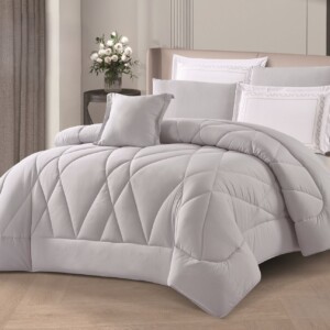 مفرش سرير نفرين تصميم ساده